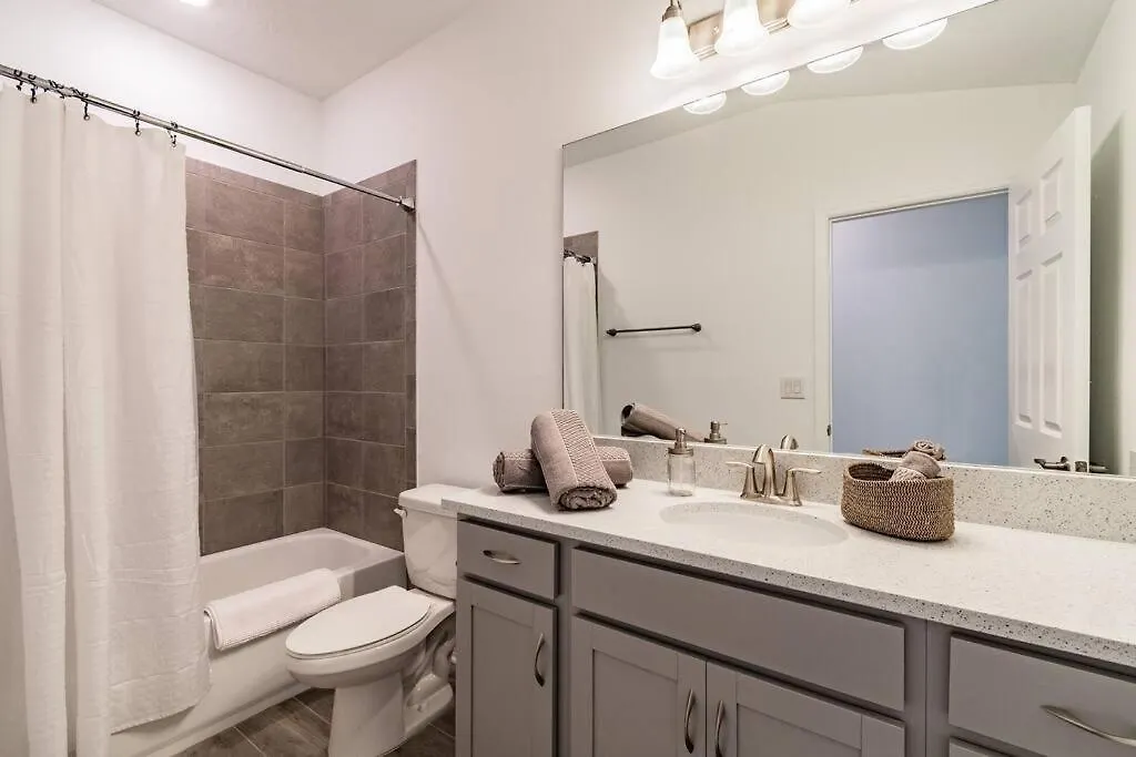 Sienna Retreat - Your Dream Getaway In Sarasota Villa