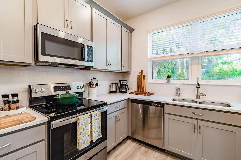 Sienna Retreat - Your Dream Getaway In Sarasota Villa