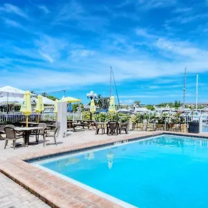 Apartment Waterfront, Pool, Tiki Bar & Grill, Gym, Location!, Sarasota